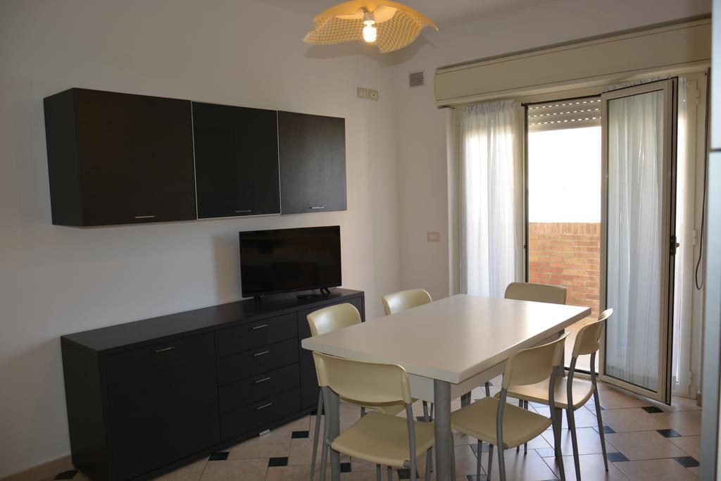 Stella Marina Appartement Alba Adriatica Buitenkant foto