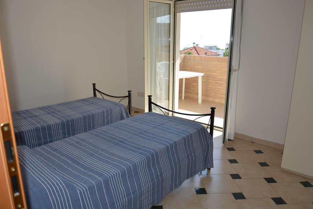 Stella Marina Appartement Alba Adriatica Buitenkant foto